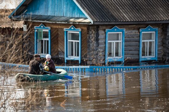 Паводок в Омской области