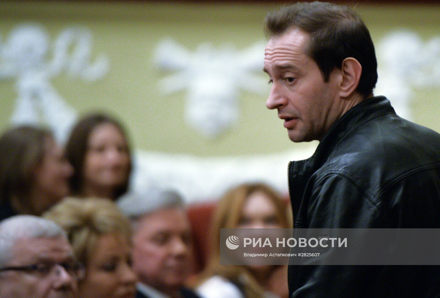 Премьера спектакля "Скажите, люди, куда идет этот поезд…"