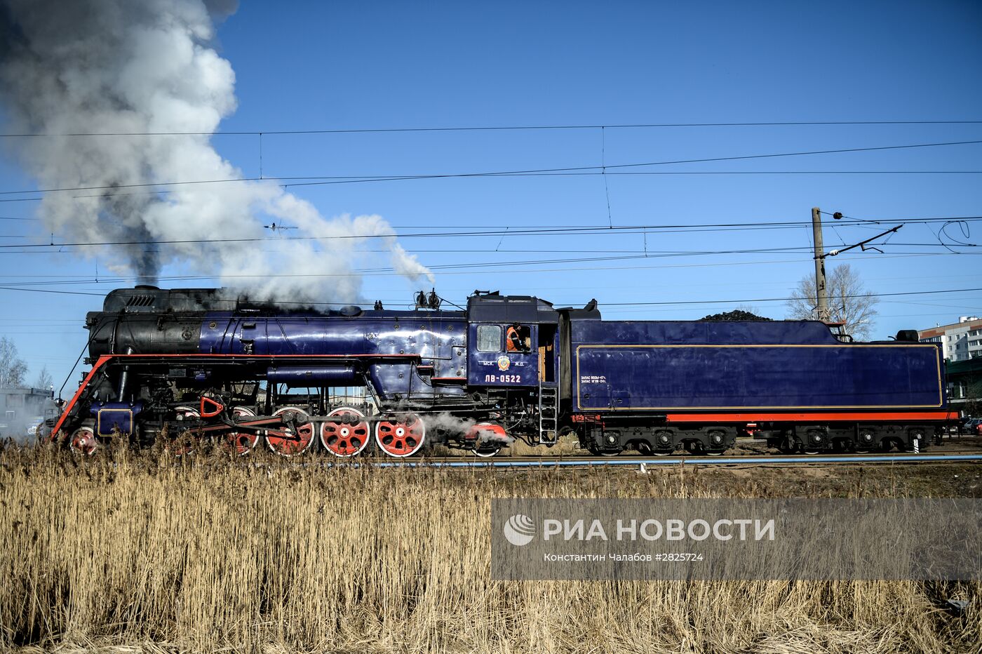 Прибытие туристического ретропоезда в Великий Новгород