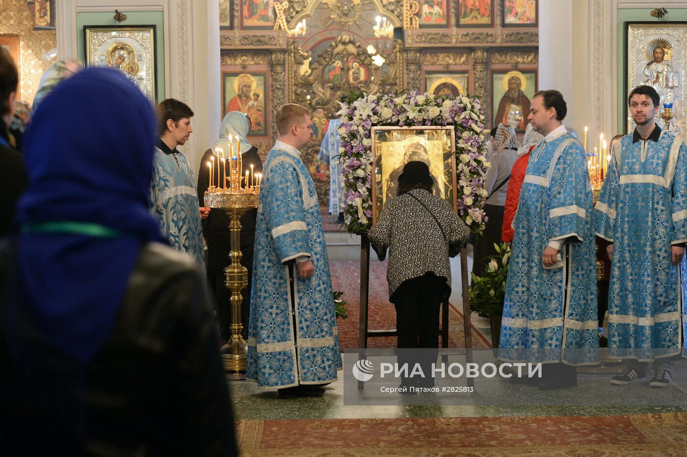 Демонстрация иконы Толгской Богоматери в Высоко-Петровском монастыре