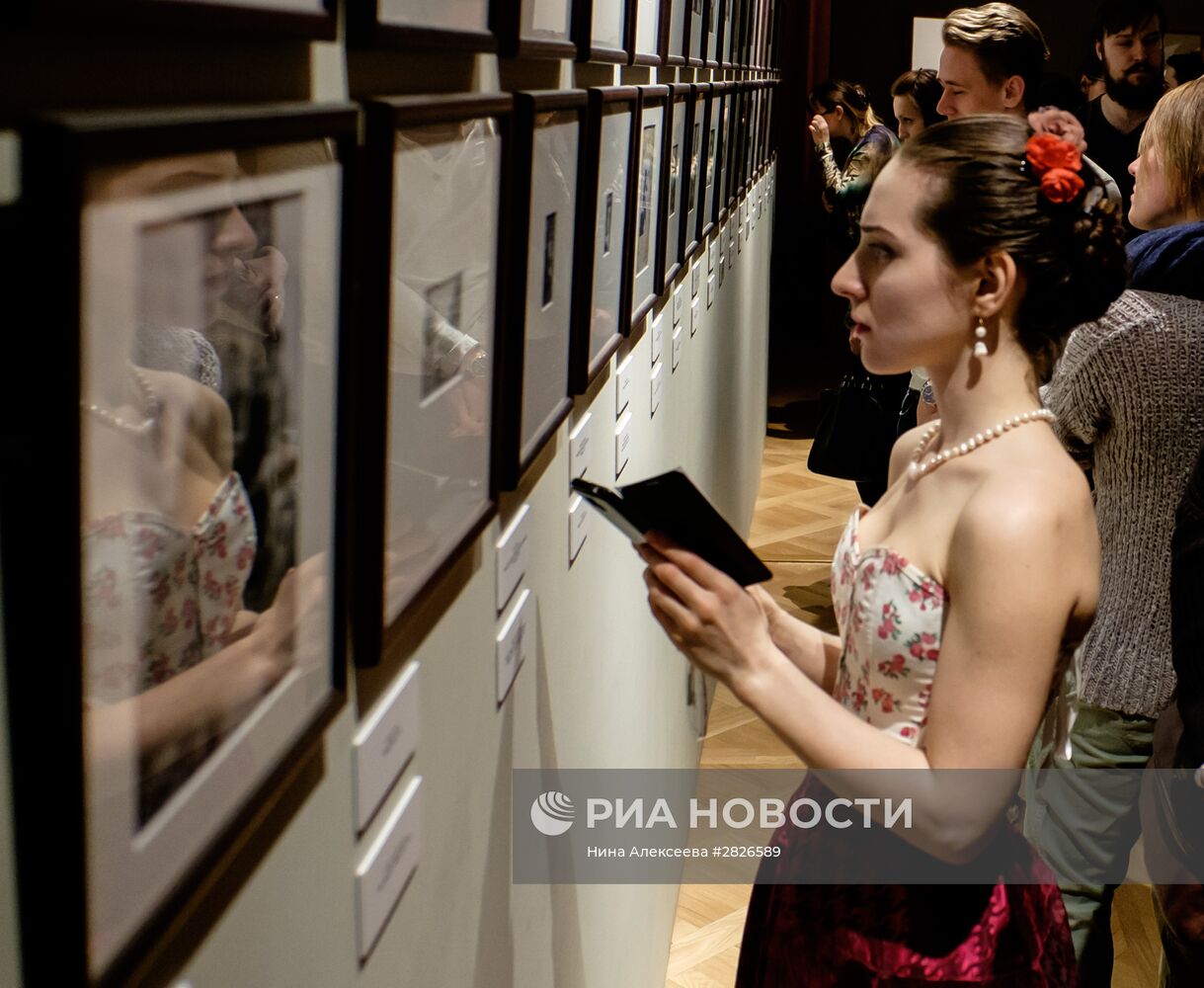 Акция на выставке Фриды Кало в Санкт-Петербурге