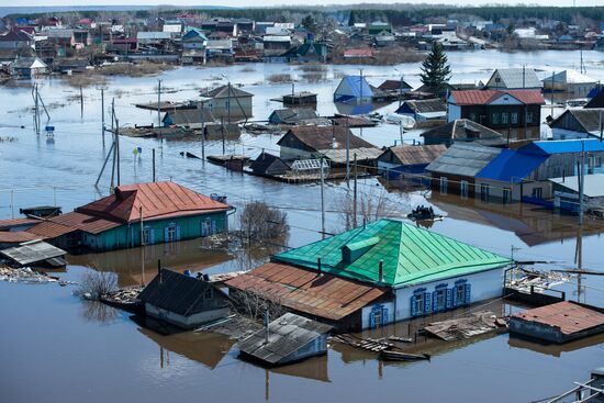 Наводнение в Тюменской области