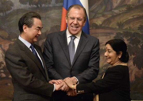 Пленарное заседание министров иностранных дел России, Индии и Китая (РИК)