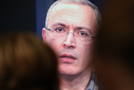 Онлайн пресс-конференция М. Ходорковского и Е. Чичваркина
