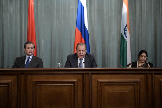 Пленарное заседание министров иностранных дел России, Индии и Китая (РИК)