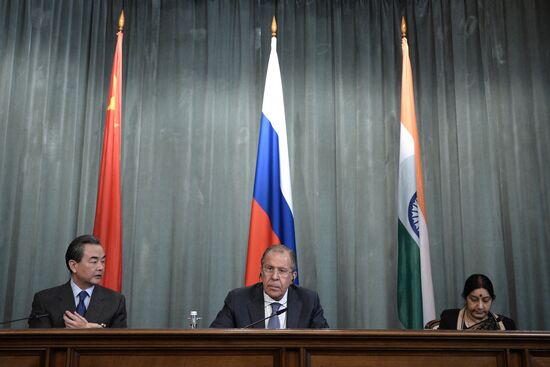 Пленарное заседание министров иностранных дел России, Индии и Китая (РИК)