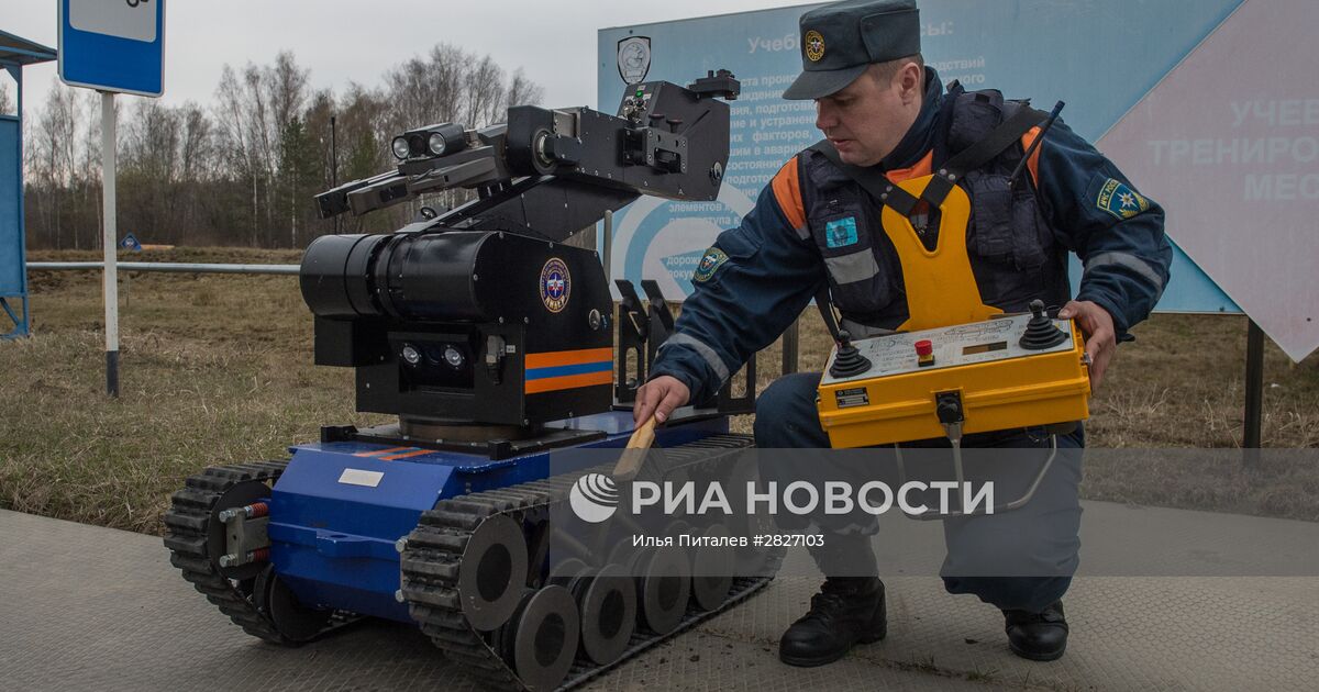 Специальный робот который. Специальный робот который. Asimo человекоподобный робот. Роботизированная строительная техника. Asimo человекоподобный робот.