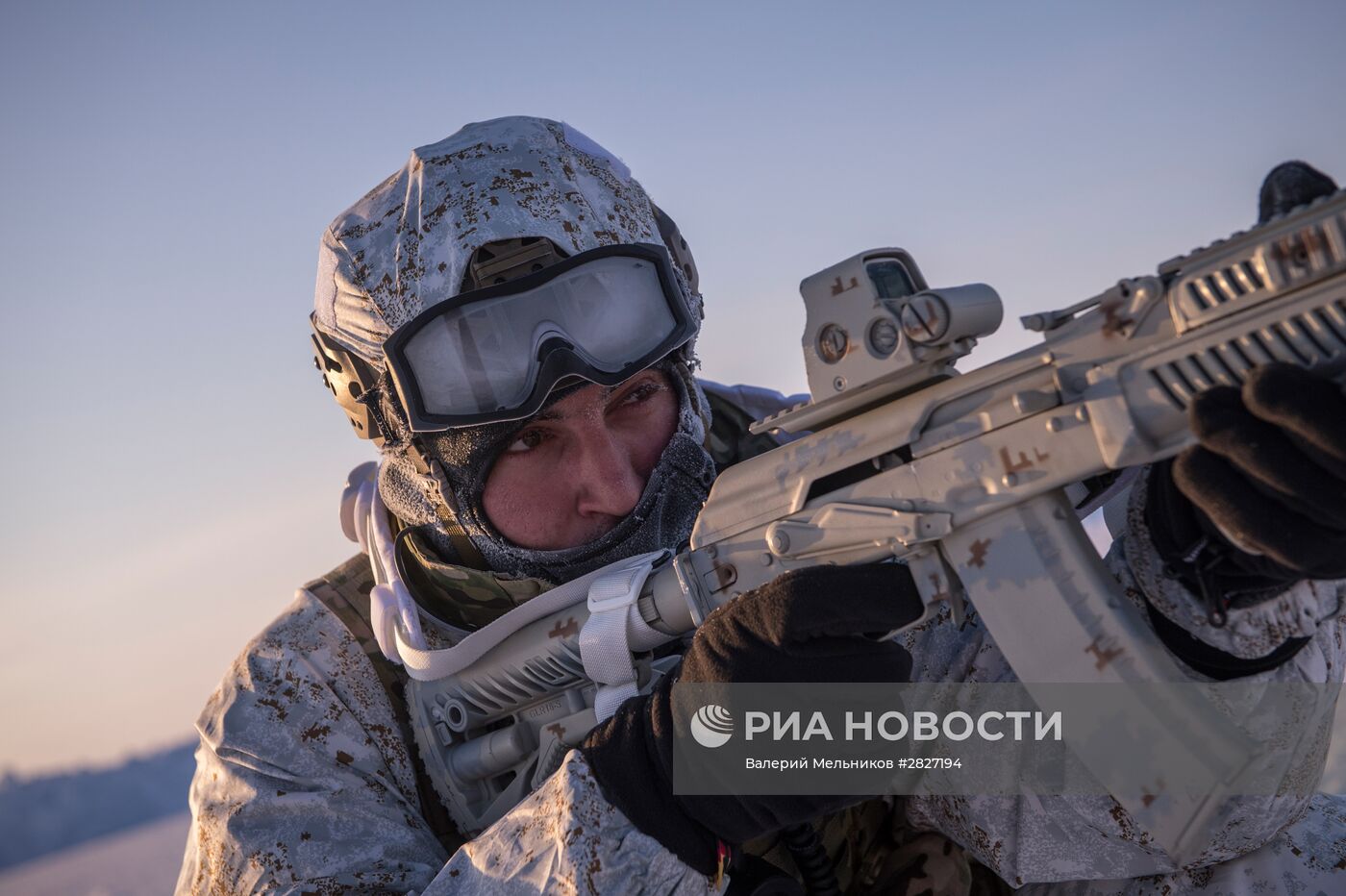 Учения спецназа Чеченской Республики в районе Северного полюса