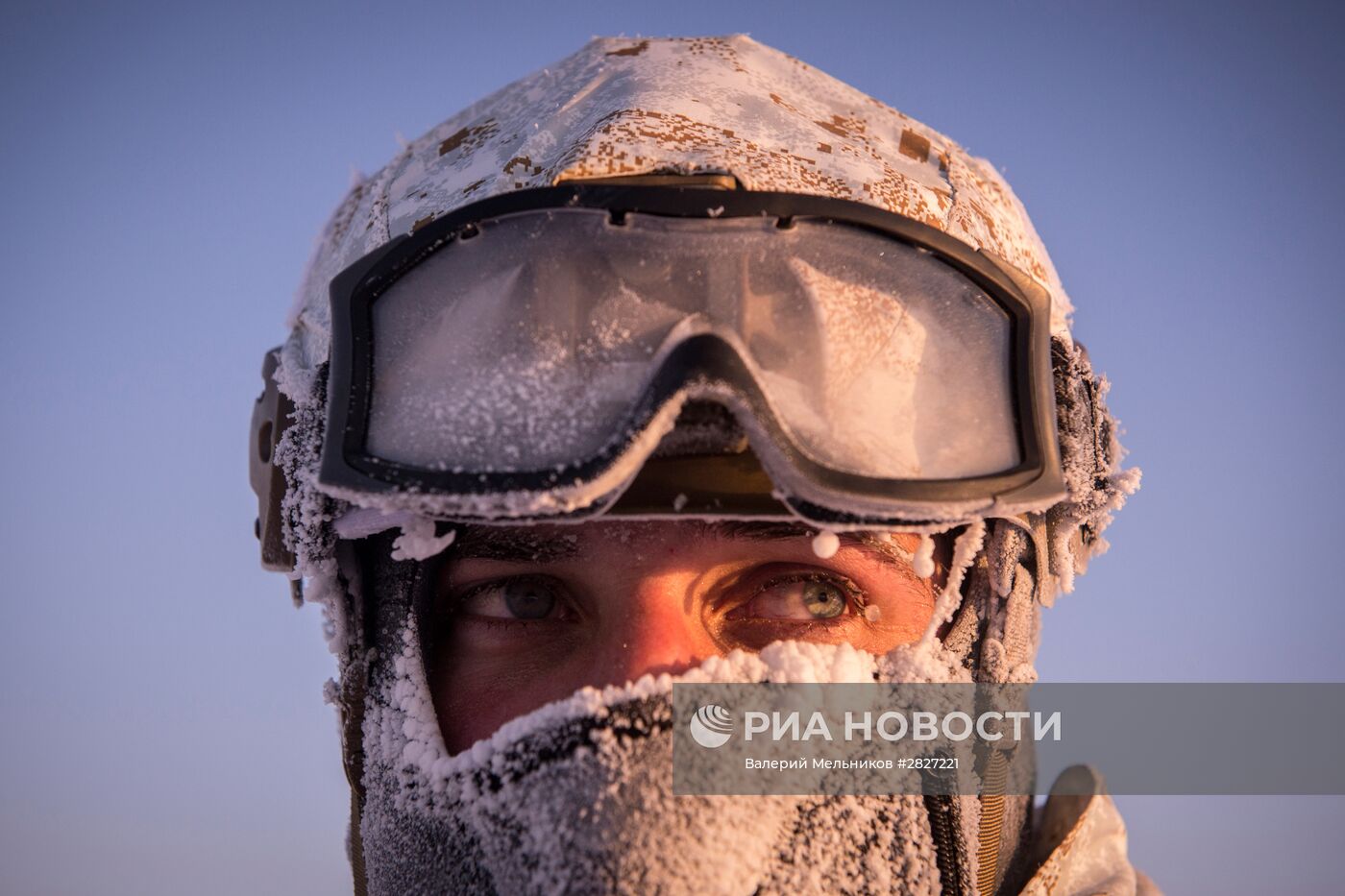 Учения спецназа Чеченской Республики в районе Северного полюса