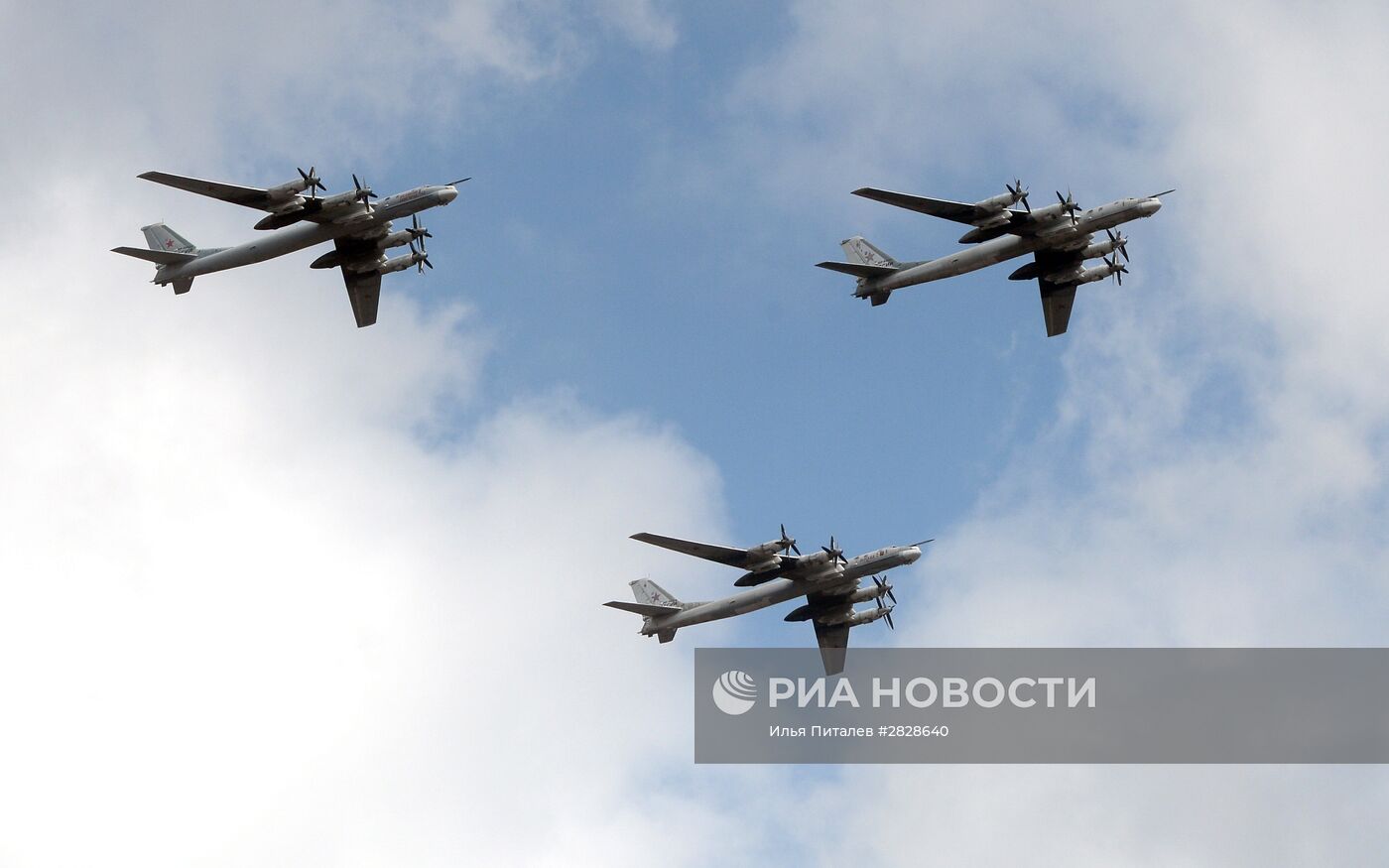 Тренировки в Подмосковье перед военным парадом 9 мая