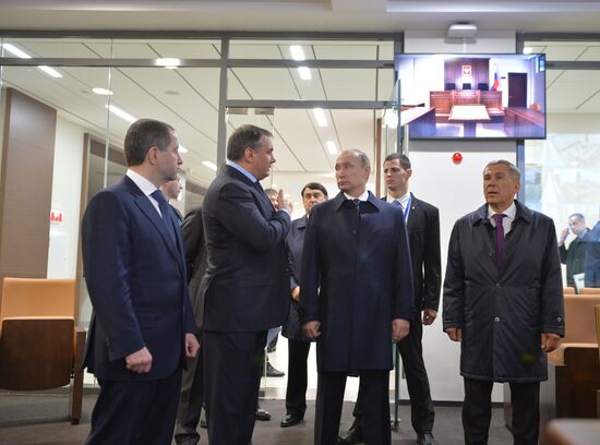 Рабочая поездка президента РФ В. Путина в Казань