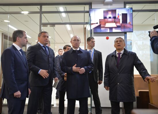 Рабочая поездка президента РФ В. Путина в Казань