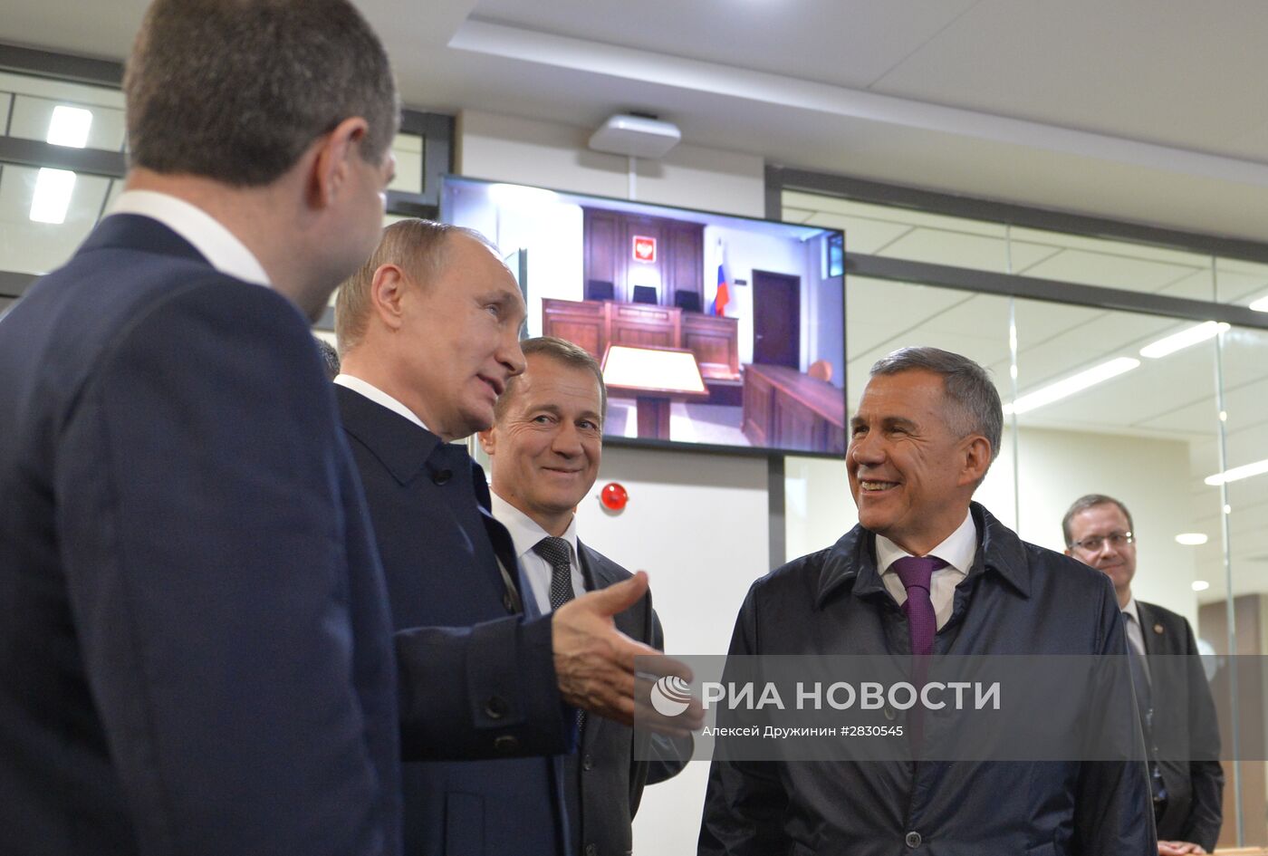 Рабочая поездка президента РФ В. Путина в Казань