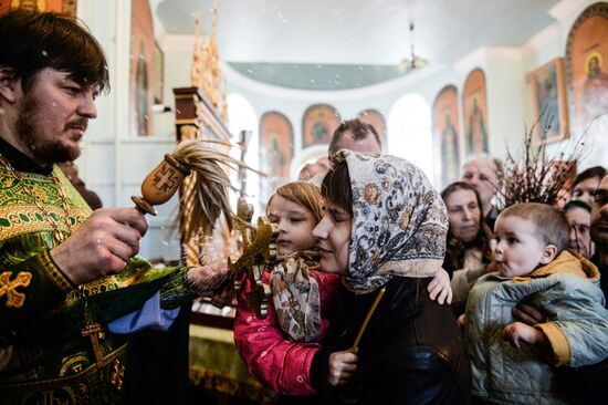 Вербное воскресенье в городах России