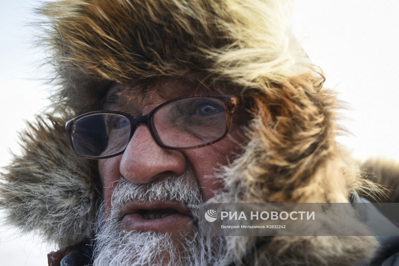 Дрейфующий ледовый лагерь "Барнео" в Арктике
