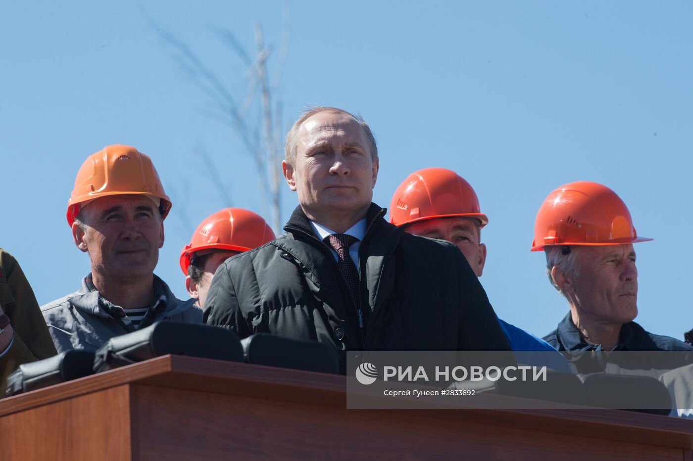 Президент РФ В. Путин на космодроме "Восточный"