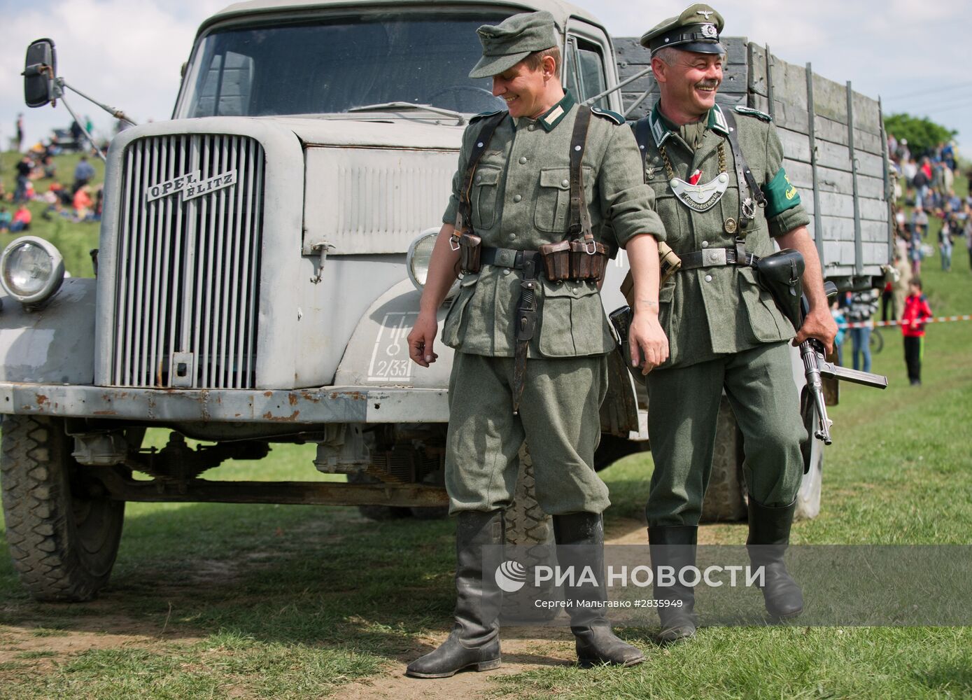 Реконструкция боев за освобождение Симферополя