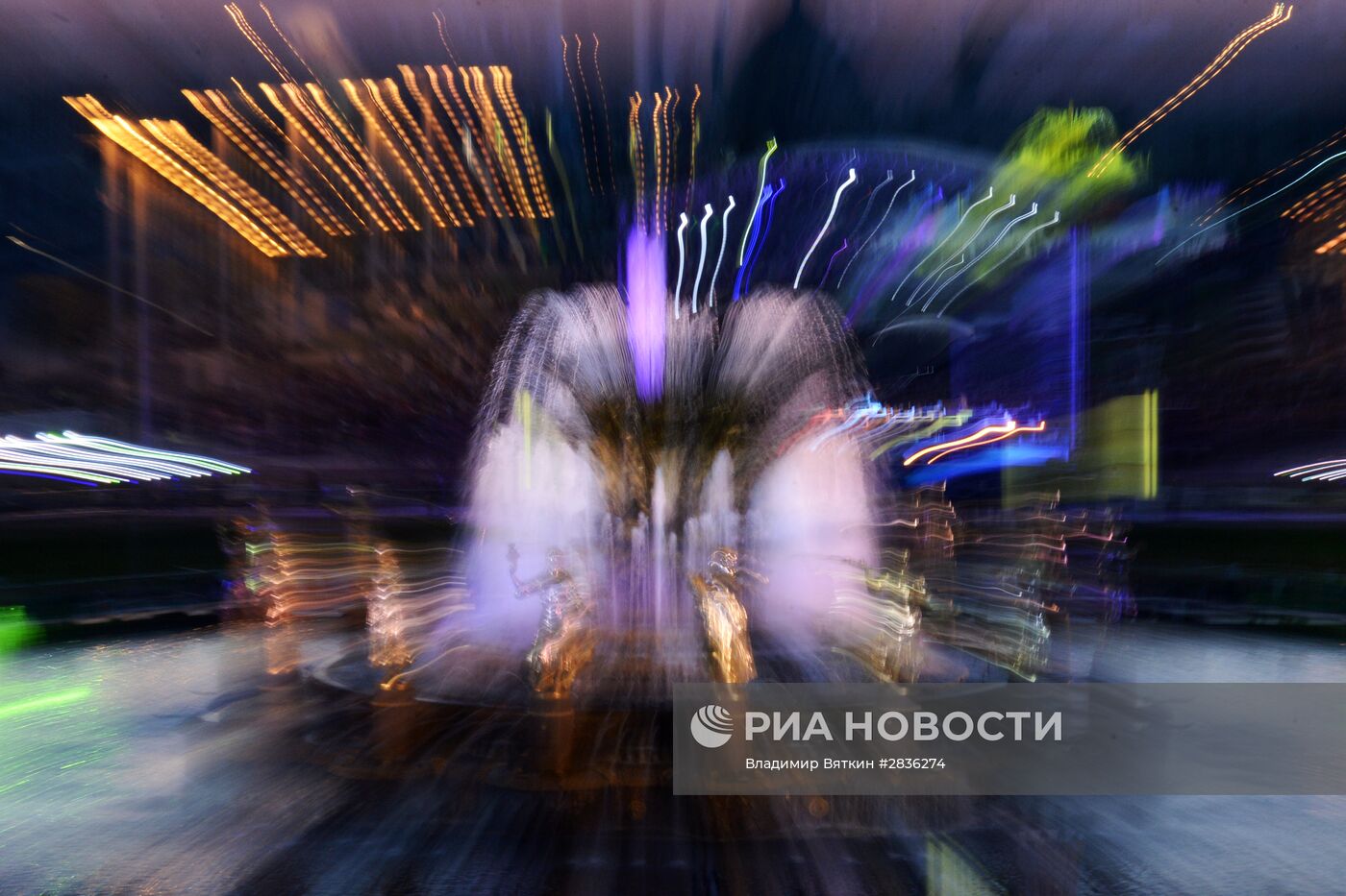 Запуск фонтанов на ВДНХ