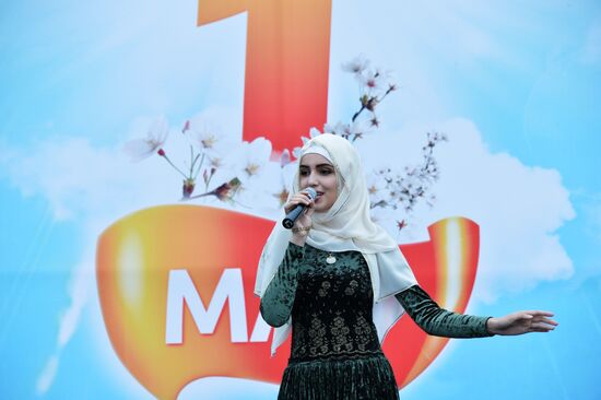 Митинг, посвященный Дню весны и труда, в Грозном