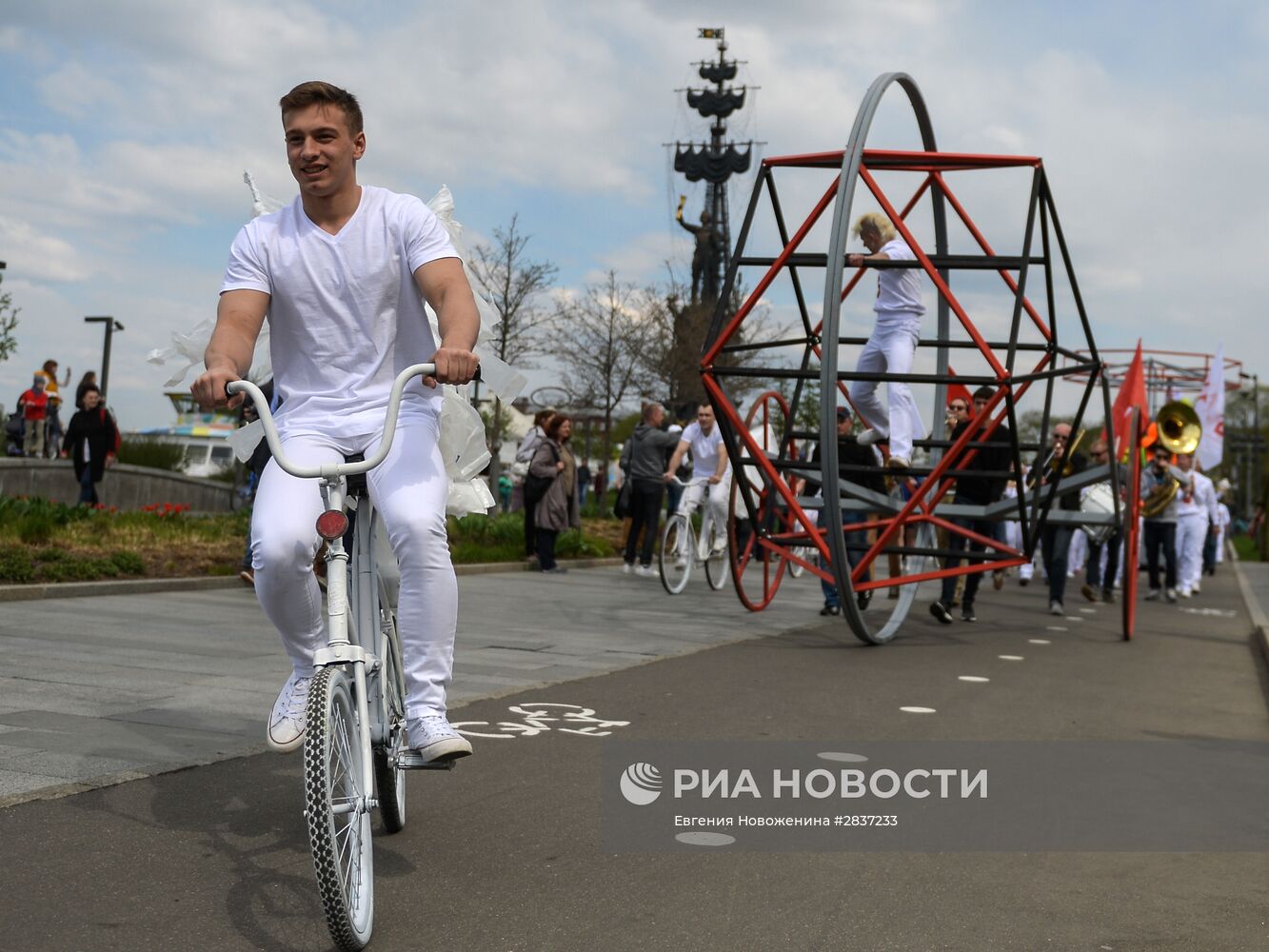 Открытие летнего сезона в московских парках