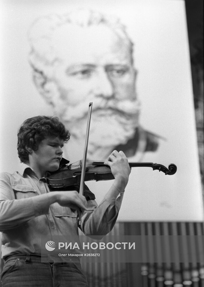 Сергей Стадлер