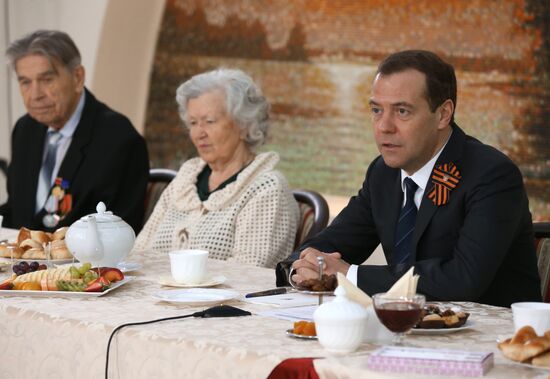 Премьер-министр РФ Д. Медведев встретился с ветеранами Великой Отечественной войны