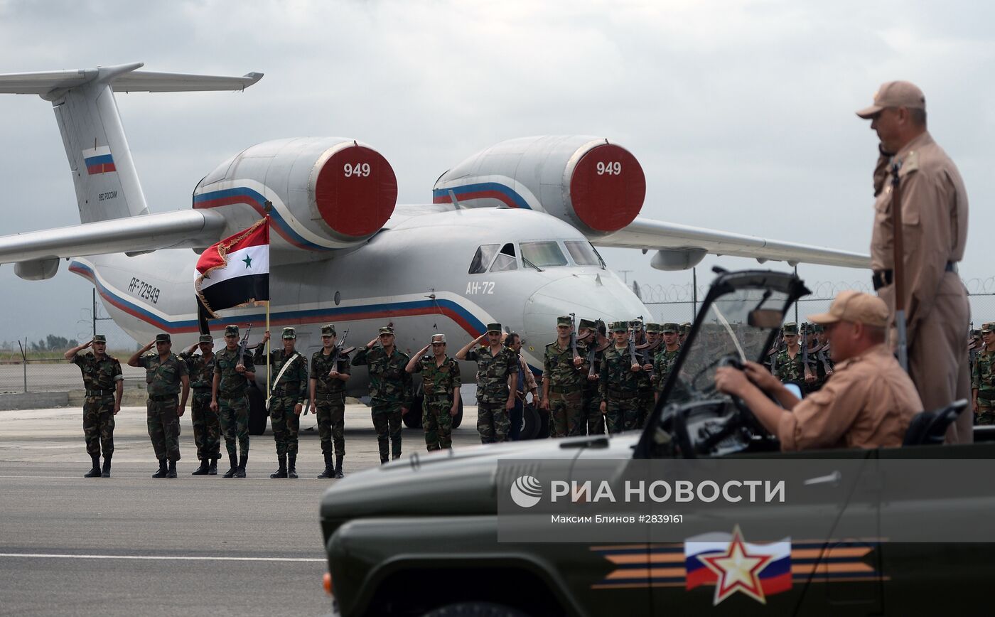 Генеральная репетиция парада Победы на авиабазе "Хмеймим" в Сирии