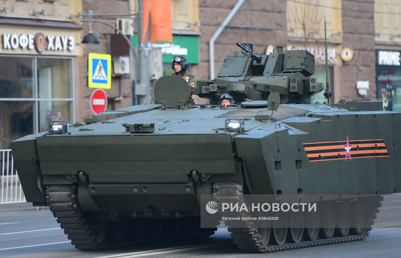 Генеральная репетиция военного парада в честь 71-й годовщины Победы в ВОВ