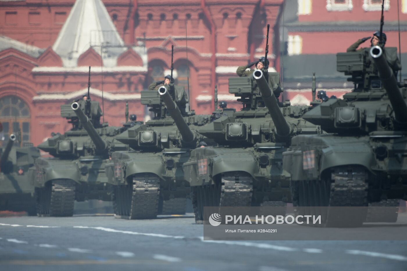 Генеральная репетиция военного парада в честь 71-й годовщины Победы в ВОВ