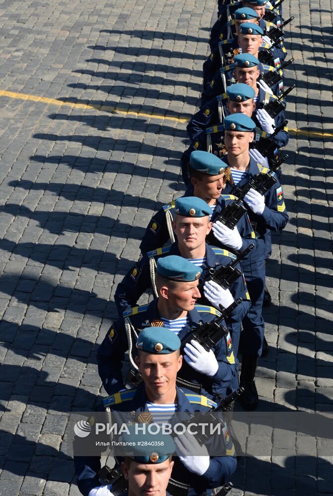 Генеральная репетиция военного парада в честь 71-й годовщины Победы в ВОВ