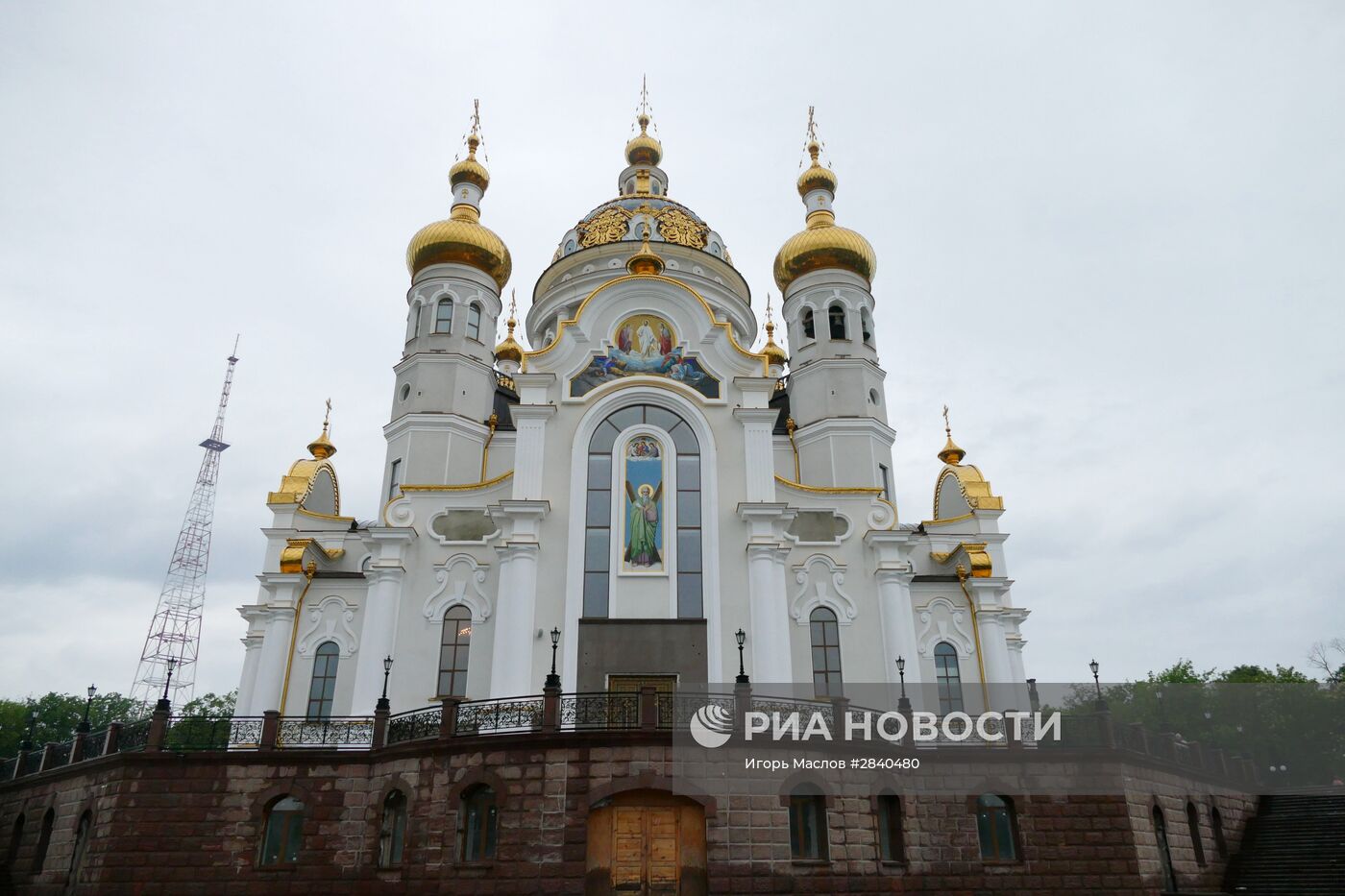 Открытие храма в честь святых благоверных князей Петра и Февронии Муромских в Донецке