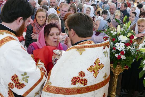 Открытие храма в честь святых благоверных князей Петра и Февронии Муромских в Донецке