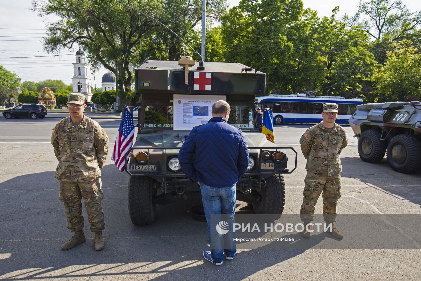 Военная техника США в Кишинёве