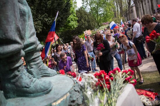 Акция "Бессмертный полк" в Европе