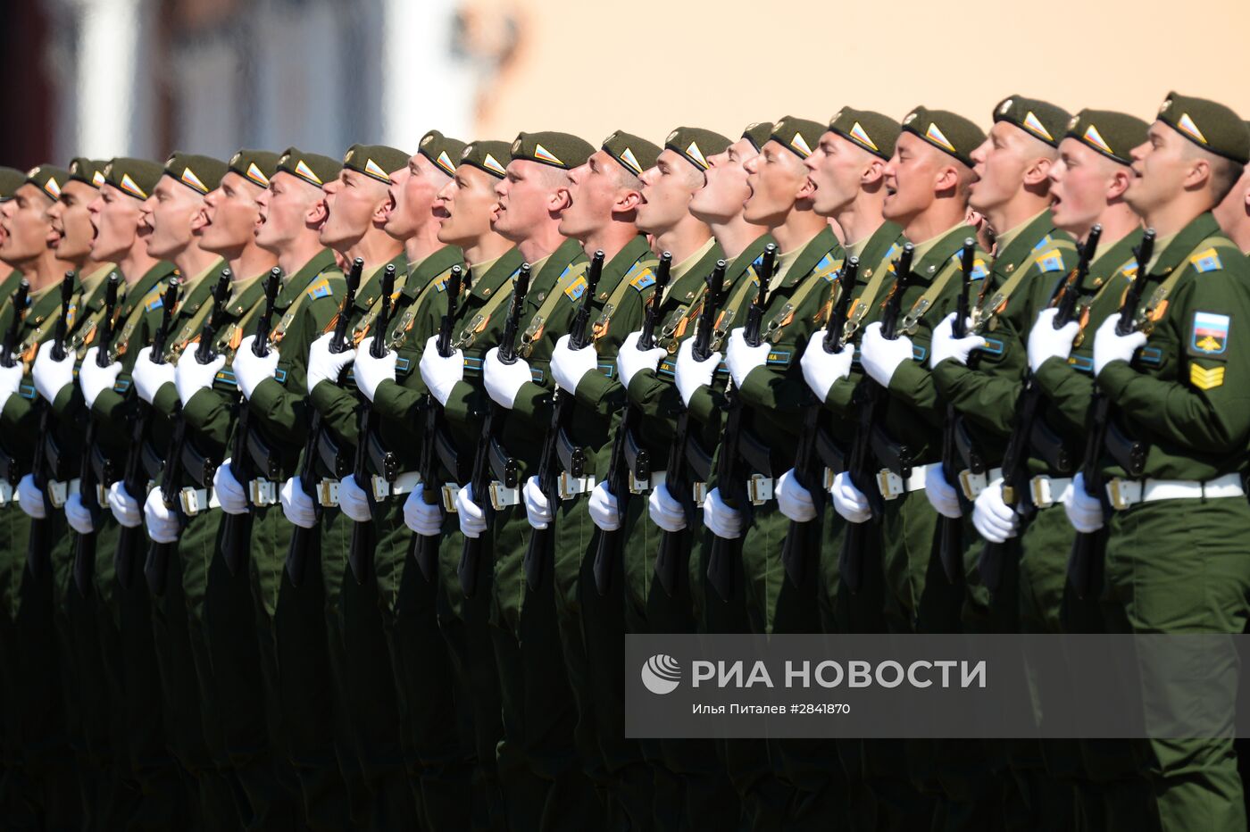 Военный парад в честь 71-й годовщины Победы в ВОВ