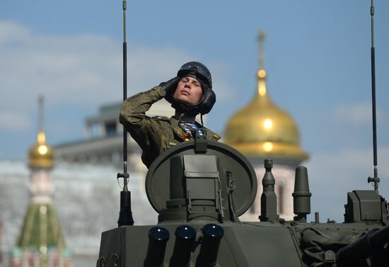 Военный парад в честь 71-й годовщины Победы в ВОВ