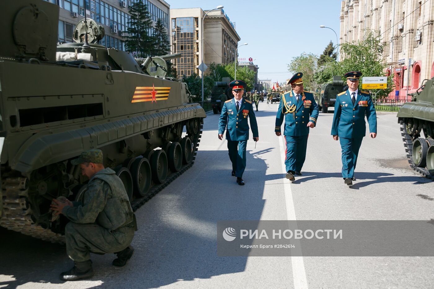 Парад Победы в городах России