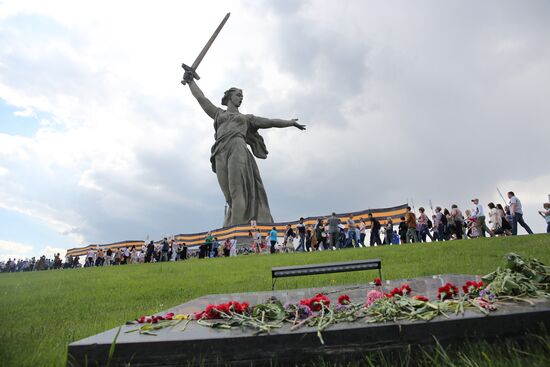 Шествие "Бесcмертный полк" в городах России