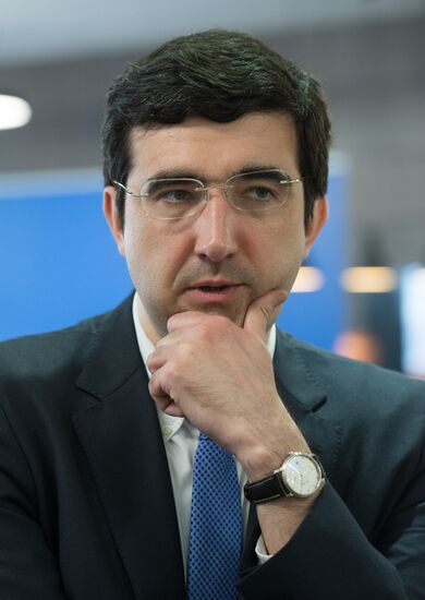 Президент РФ В. Путин посетил образовательный центр "Сириус" в Сочи