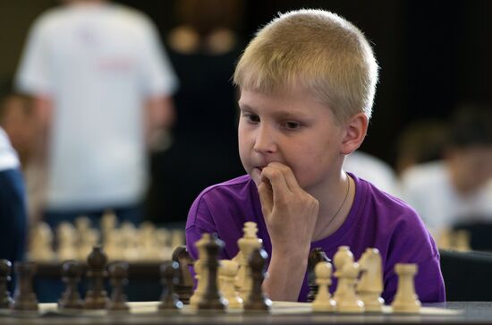 Президент РФ В. Путин посетил образовательный центр "Сириус" в Сочи