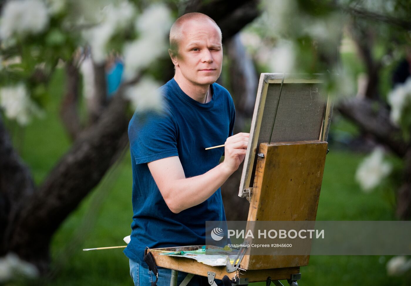 Отдых москвичей в музее-заповеднике "Коломенское"