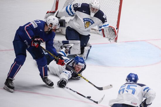 Хоккей. Чемпионат мира. Матч Франция - Финляндия