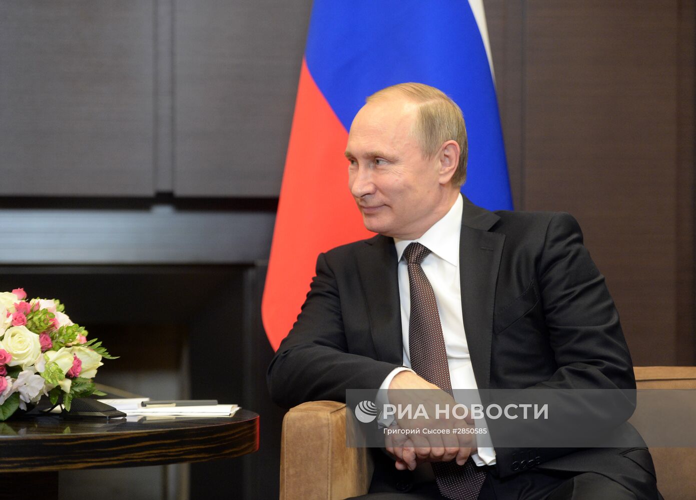 Двусторонняя встреча президента РФ В. Путина с президентом Индонезии Джоко Видодо