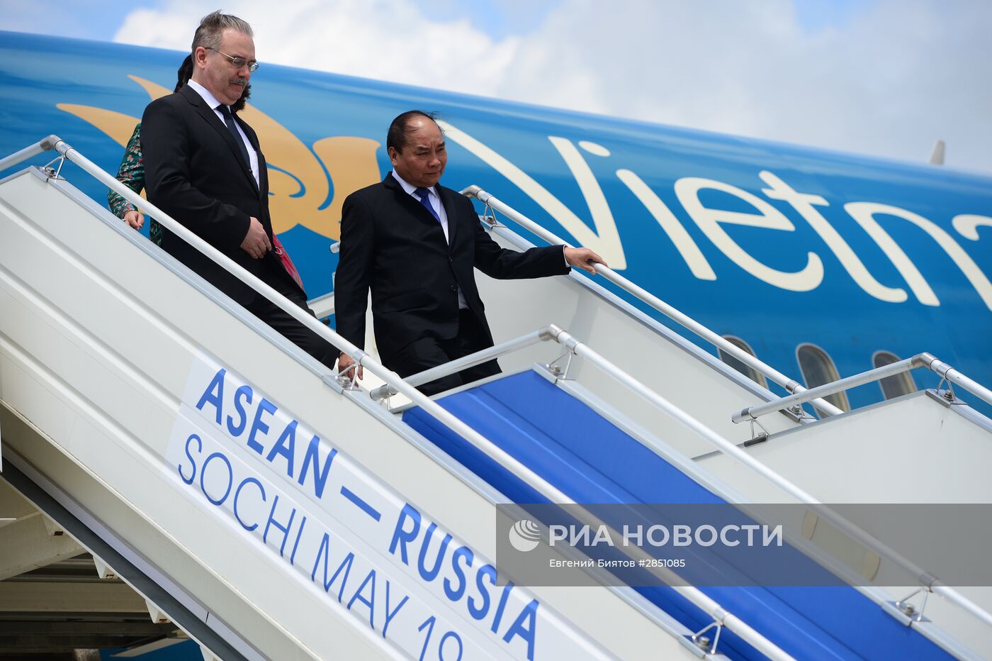 Премьер-министр Социалистической Республики Вьетнам Нгуен Суан Фук прибыл в Сочи для участия в саммите Россия — АСЕАН