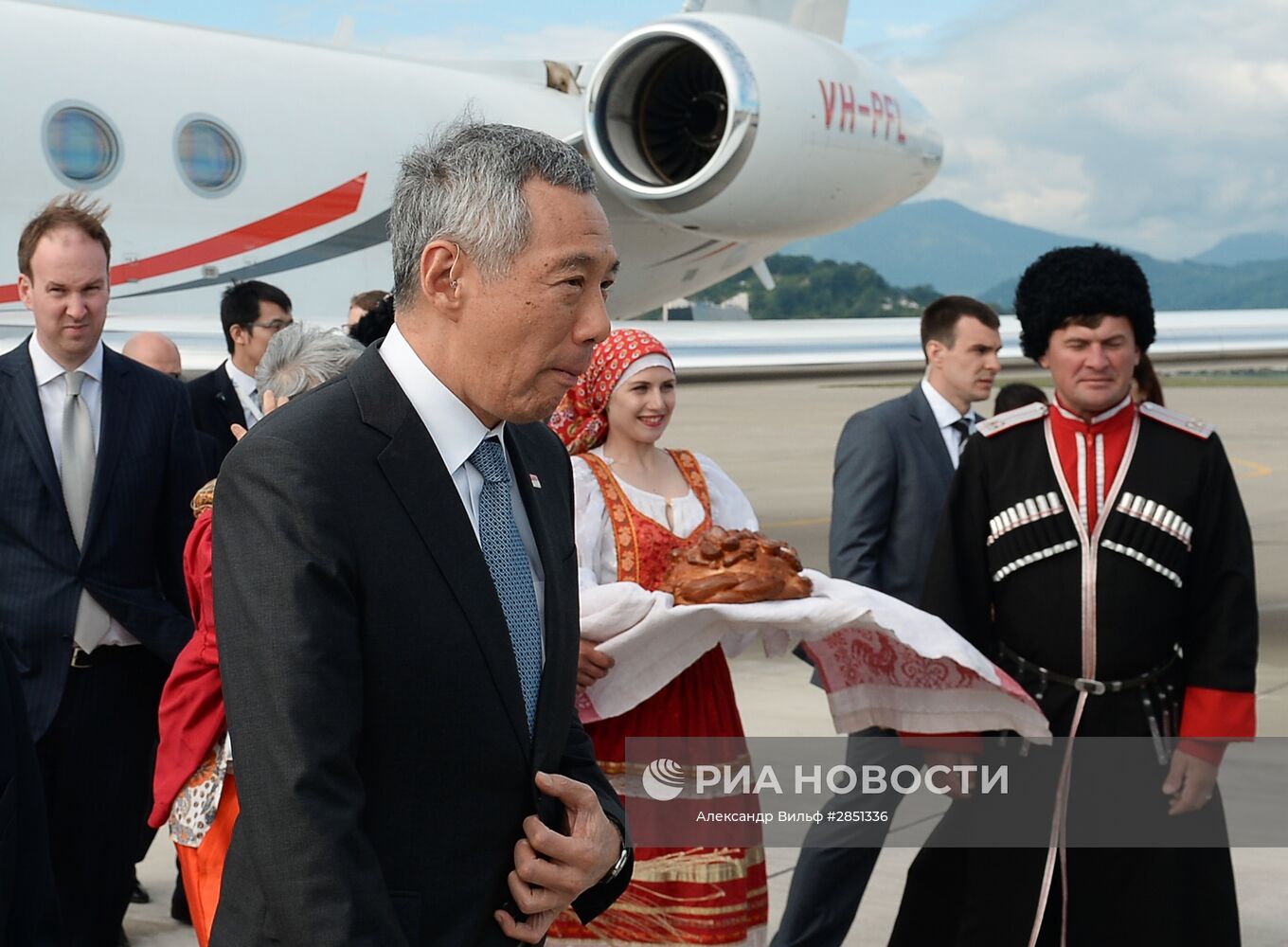 Премьер-министр Республики Сингапур Ли Сянь Лун прибыл в Сочи для участия в саммите Россия — АСЕАН