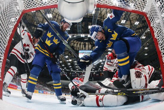 Хоккей. Чемпионат мира. Матч Канада - Швеция