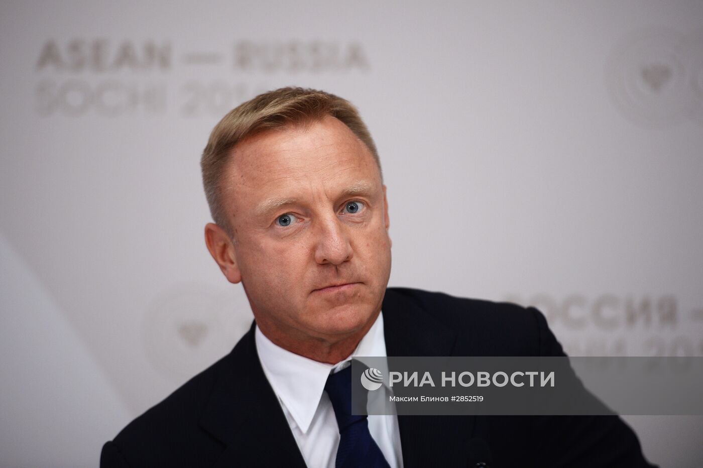 Брифинг министра образования и науки РФ Дмитрия Ливанова "Диалоговое партнерство России и АСЕАН в образовательном пространстве"