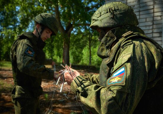 Учения инженерно-саперных групп Западного военного округа