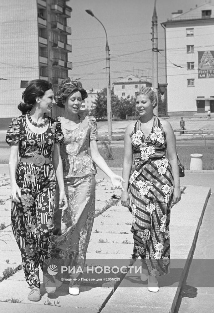 образцы одежды из ивановских тканей