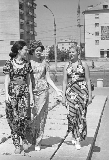 образцы одежды из ивановских тканей